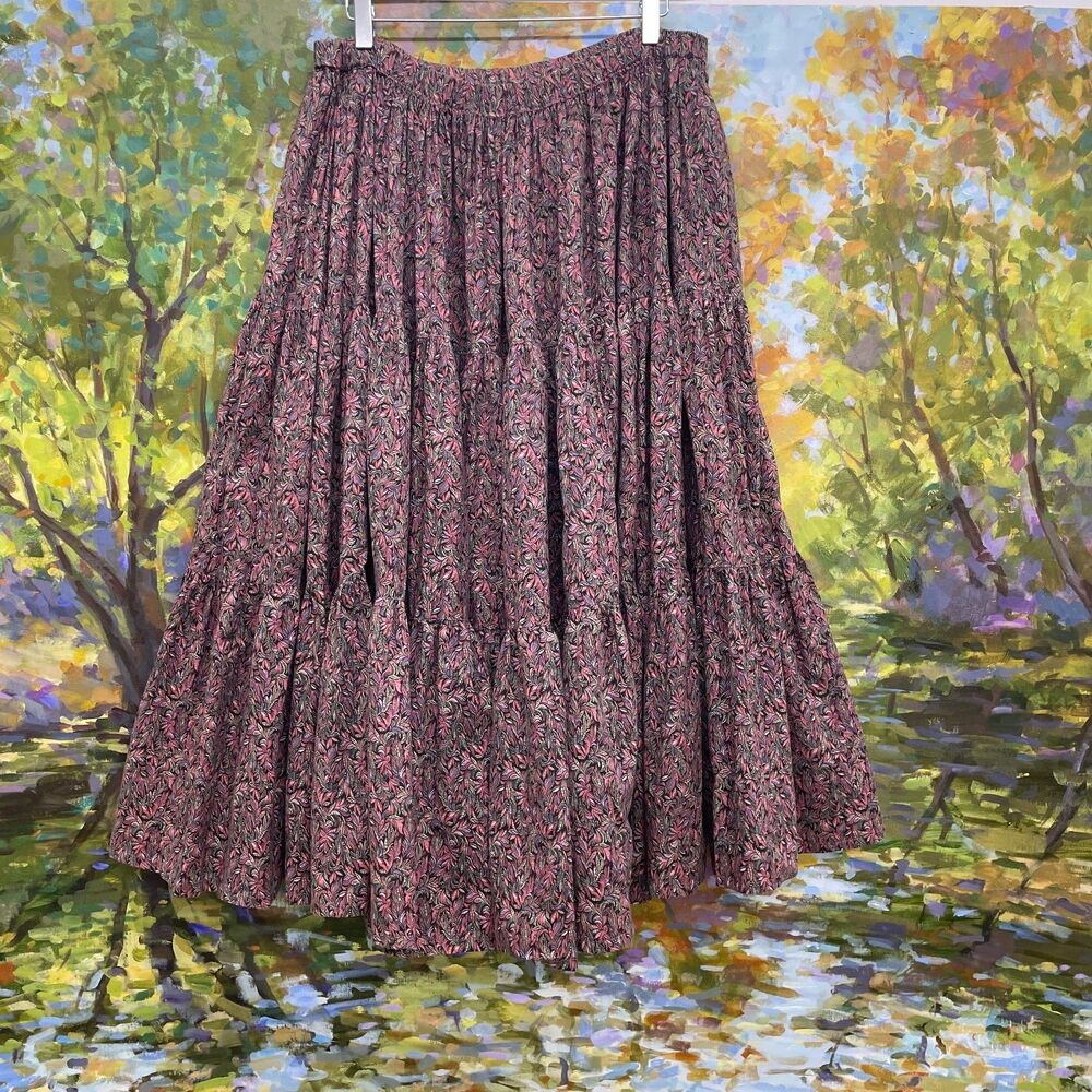 Bohemian Tiered Midi Skirt in Pink Paisley